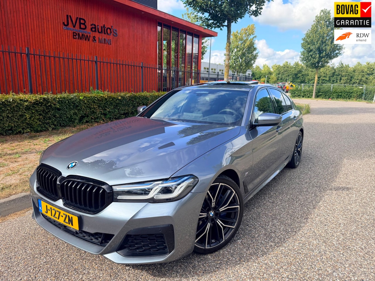 BMW 5-serie - 530i M- sport, nappa comfort, glasdak, HUD,H&K - AutoWereld.nl