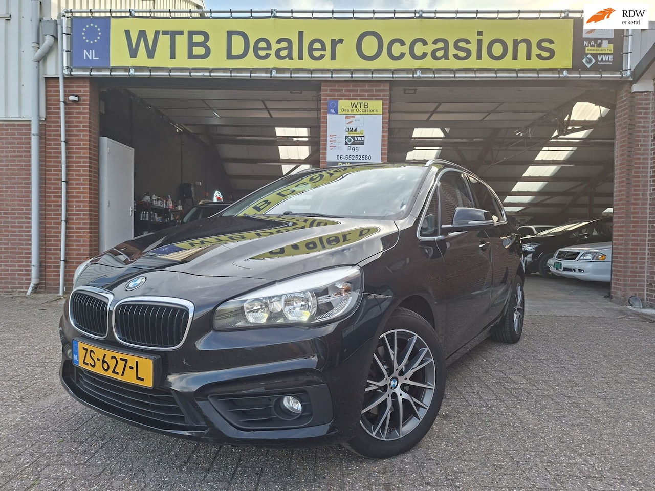 BMW 2-serie Active Tourer - 218i M Sport 218i M Sport, Navi, BMWdealer o.h., Zeer complete auto - AutoWereld.nl
