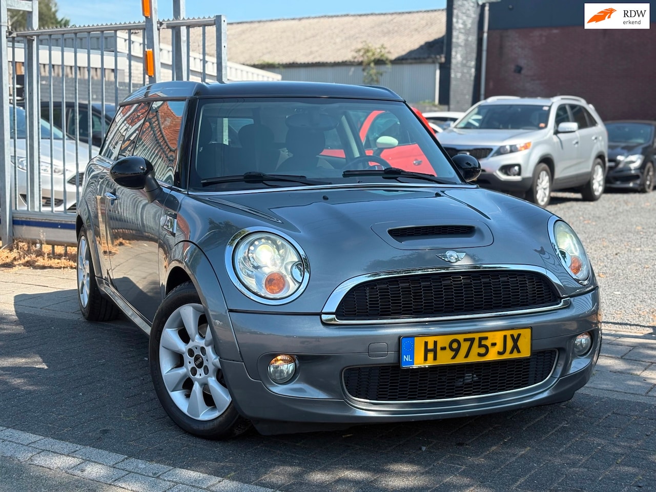 MINI Clubman - 1.6 Cooper | Xenon | Half leder | Stoelverwarming | Airco | - AutoWereld.nl