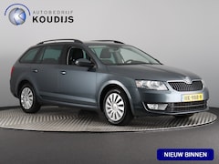 Skoda Octavia Combi - 1.4 TSI Greentech Ambition (Trekhaak / Camera / Cruise / Navi / Stoelverwarming)
