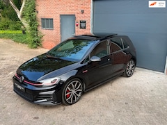 Volkswagen Golf - 2.0 TSI GTI Performance l Panodak l Dynaudio l Adaptive Cruise Control l Apple CarPlay l C