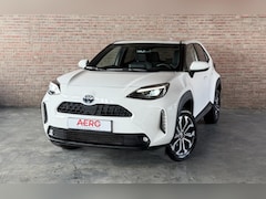 Toyota Yaris Cross - 1.5 Hybrid Team D. Winter Pakket / Safety Pakket / Trekhaak Afneembaar / PDC voor-achter /