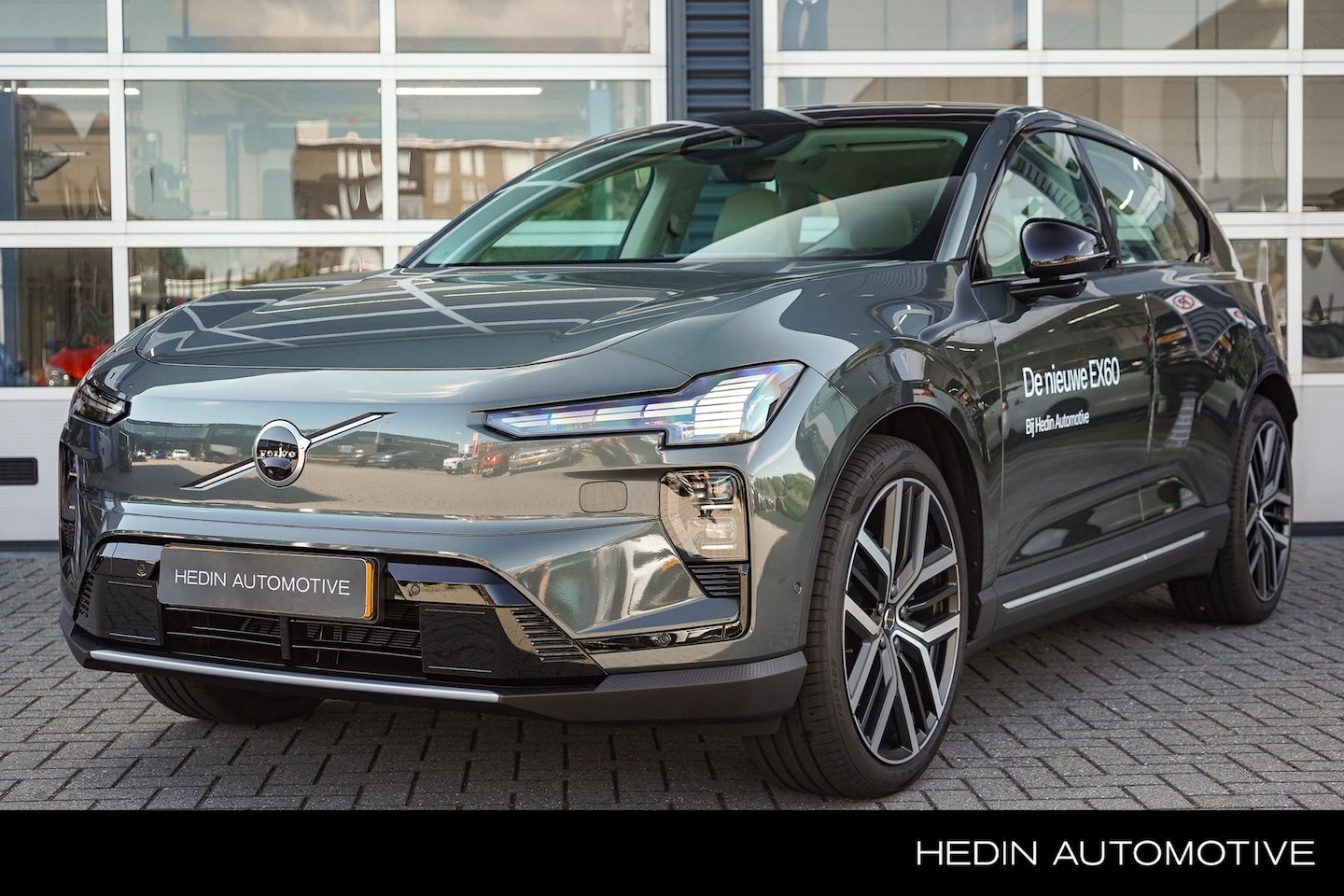 Volvo EX60 - P10 AWD Ultra 95 kWh | Bowers & Wilkins | Stoel & Stuurverwarming | Stoelventilatie | Elek - AutoWereld.nl
