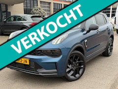 Lynk & Co 01 - 1.5 l Pano l NAVI l Camera