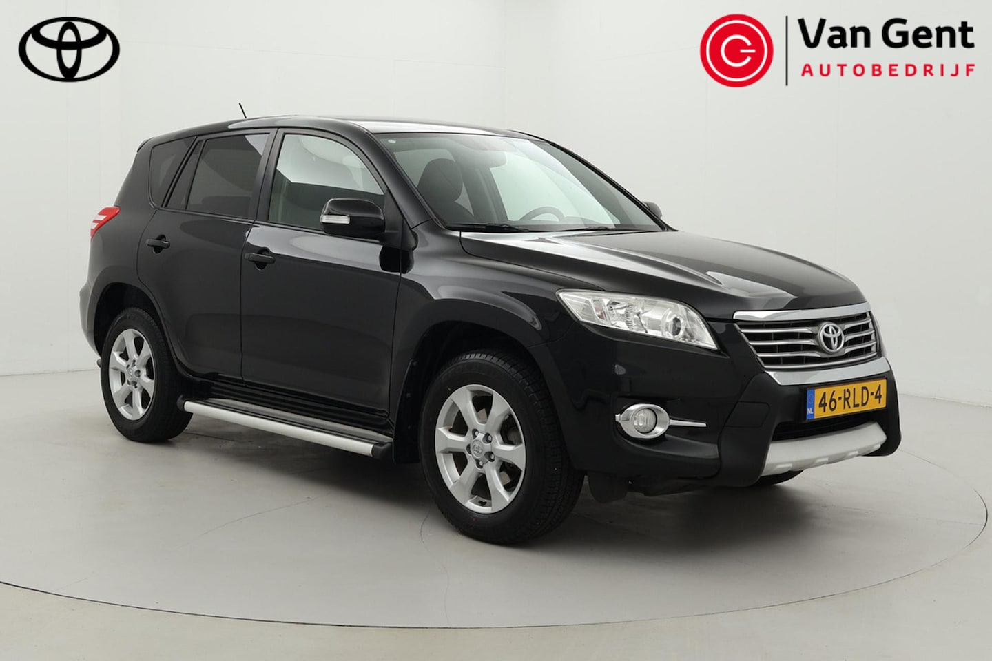 Toyota RAV4 - 2.0 VVTi Executive Business | Trekhaak | Stoelverwarming | Navigatie | Keyless | Treeplank - AutoWereld.nl