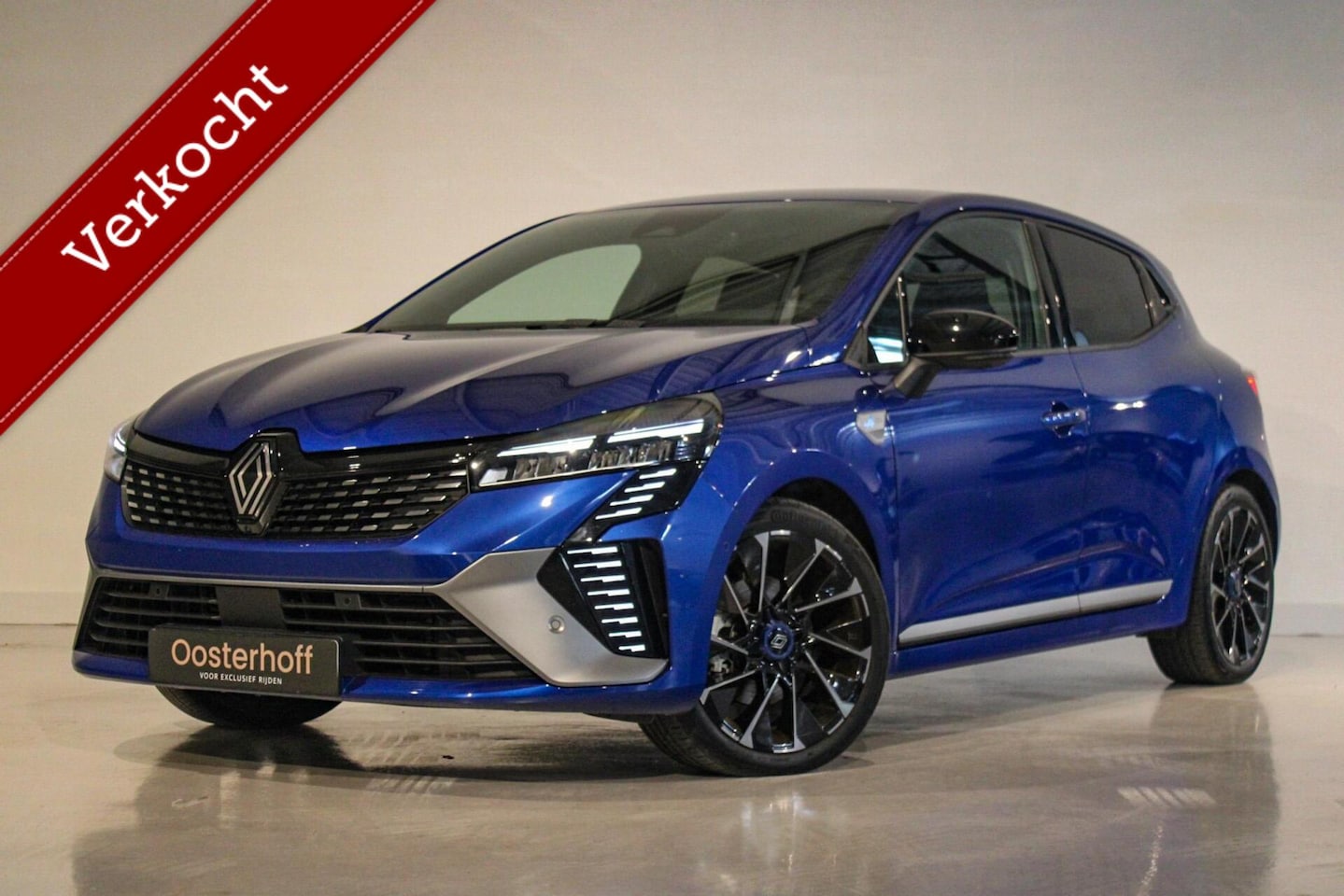 Renault Clio - 1.6 Hybrid 145 E-Tech Alpine Automaat - AutoWereld.nl