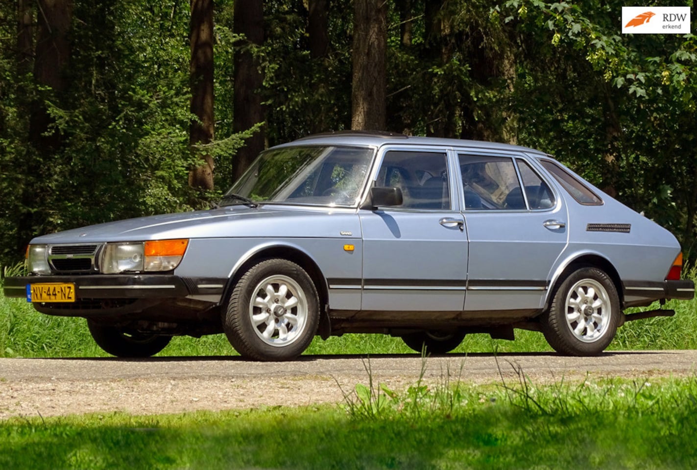 Saab 900 - 2.0i 2.0i - AutoWereld.nl