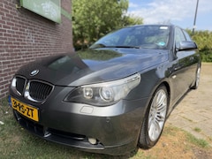 BMW 5-serie - 520i Exe*2004*Ecc|Cruise|O-dak|Xenon|Navi|T-haak