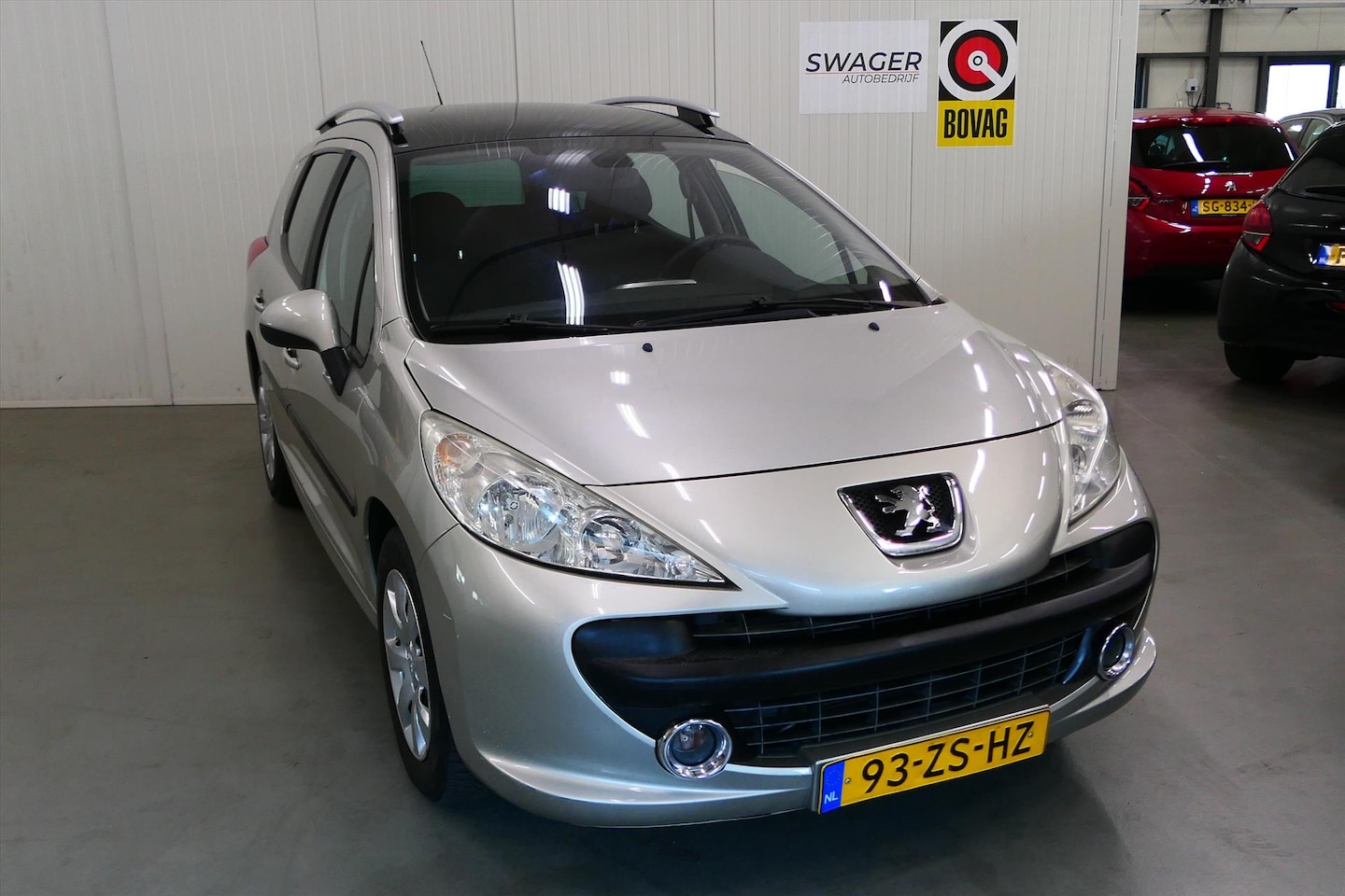 Peugeot 207 SW - 1.6 VTi 16V 120pk Automaat XS (Trekhaak) - AutoWereld.nl