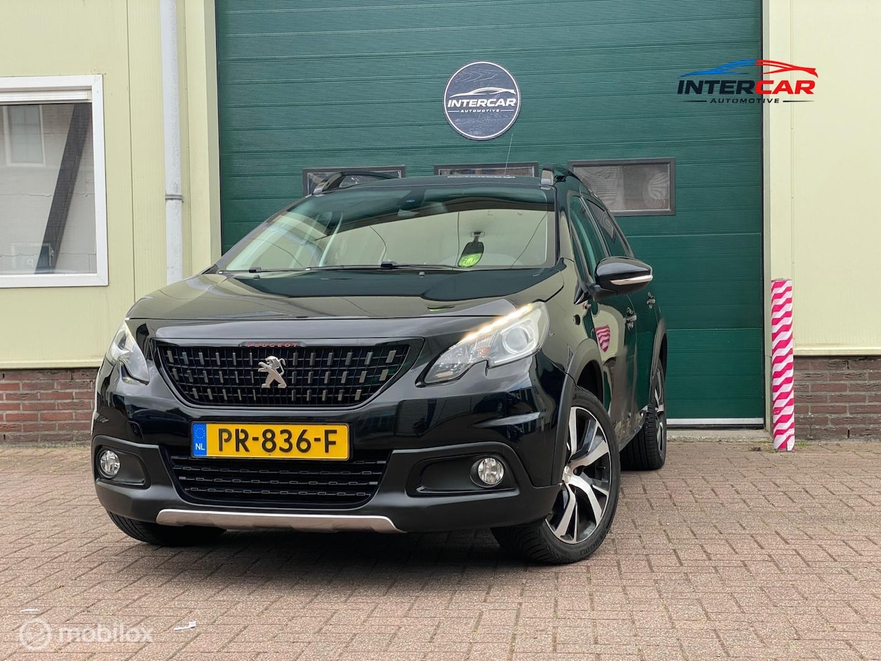 Peugeot 2008 - 1.2 PureTech|Panoramadak|2e eigenaar - AutoWereld.nl