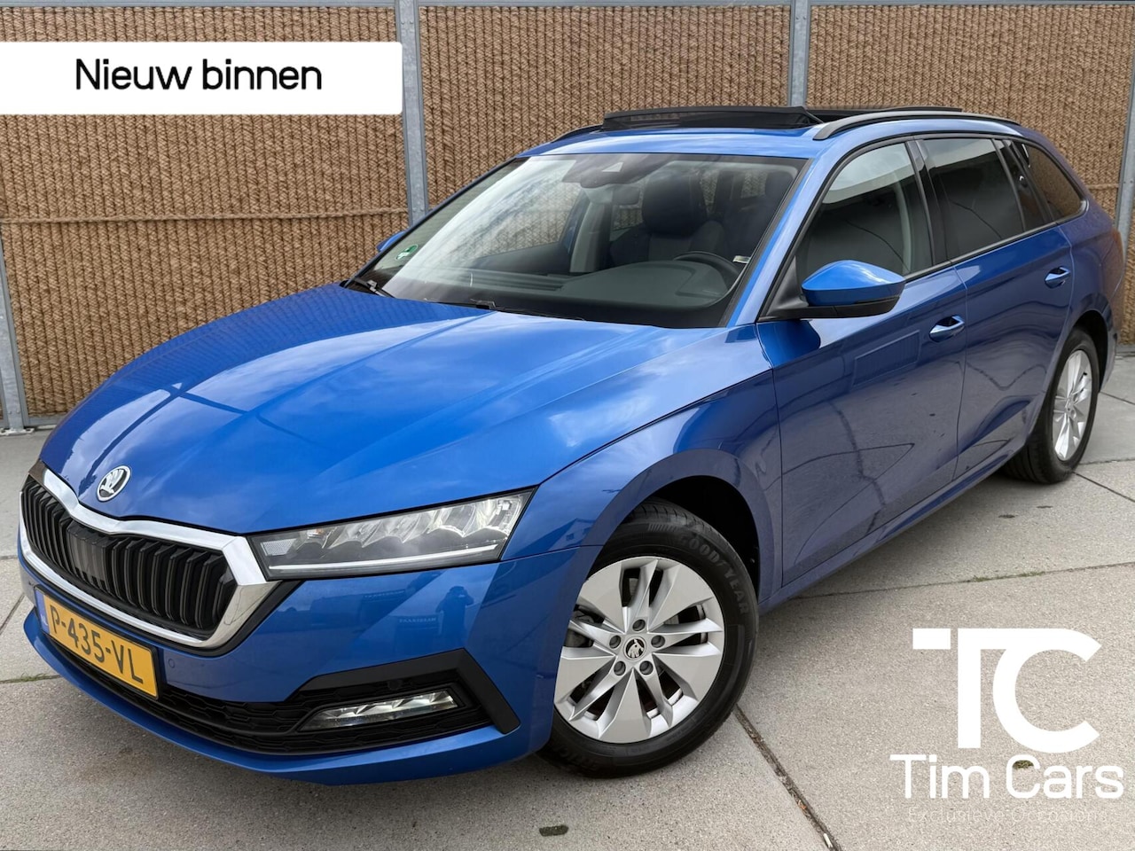Skoda Octavia Combi - 1.5 e-TSI Business Edition Automaat | Panoramadak | Sfeerverlichting | Trekhaak uitklapbaa - AutoWereld.nl