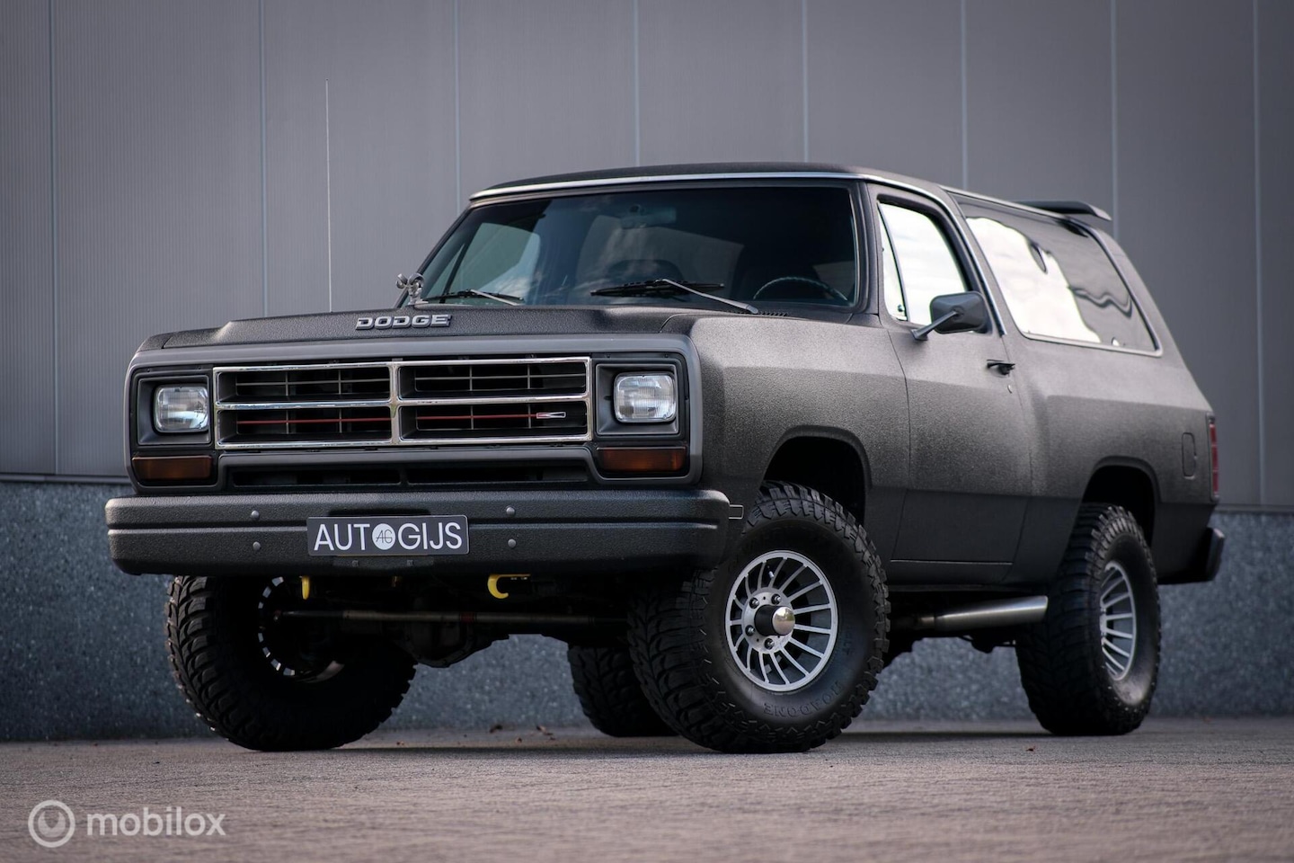 Dodge Ramcharger - 5.2 | Gerestaureerd | Wegenbelasting vrij | 4 persoons | Uniek | 1986 | - AutoWereld.nl