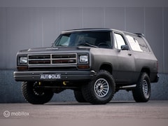 Dodge Ramcharger - 5.2 V8 | Gerestaureerd | Wegenbelasting vrij | Airco | 4 persoons | Uniek | 1986 |
