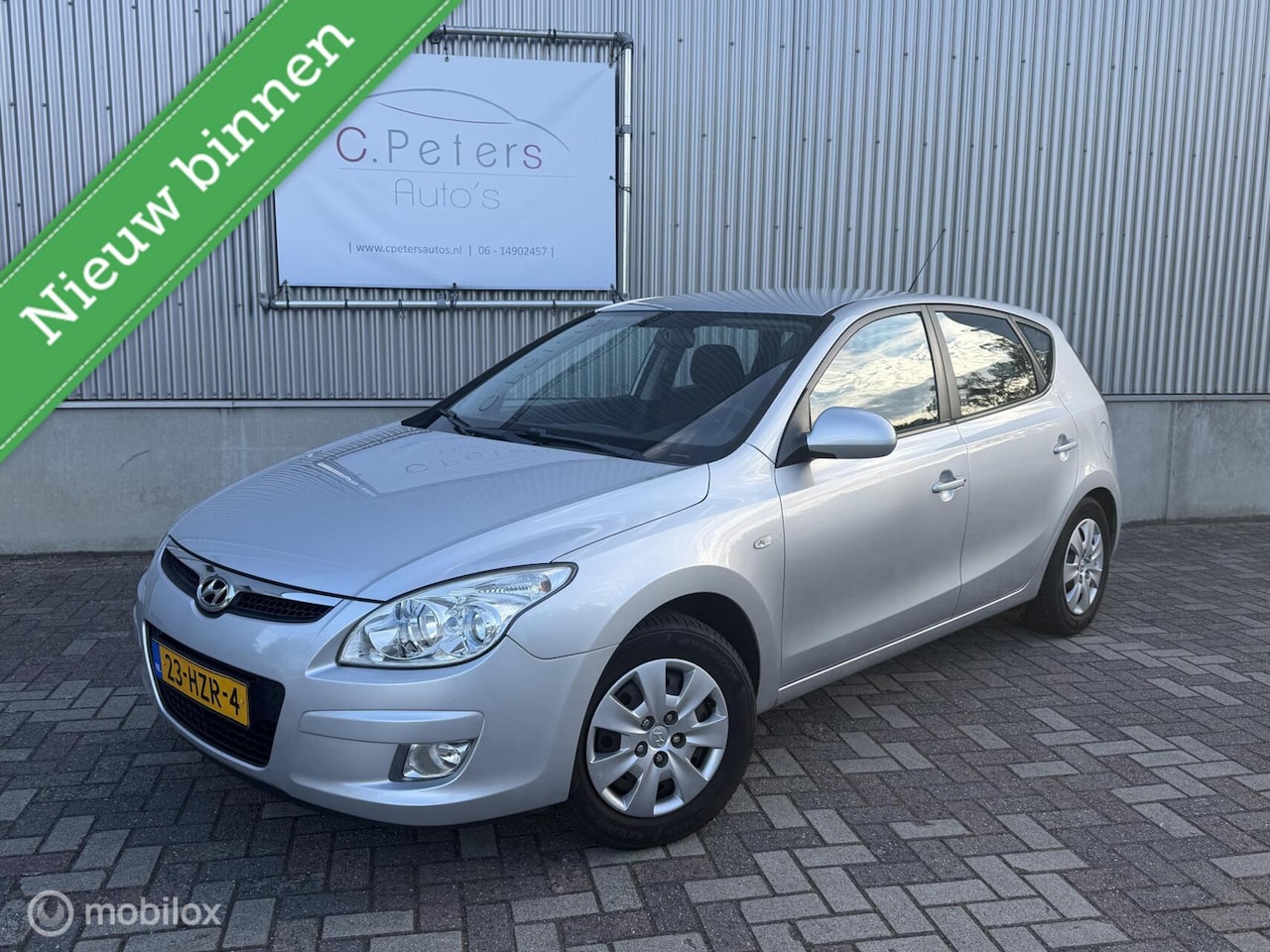 Hyundai i30 - 1.6i 123pk Dynamic 2009 / Airco / 4seizoensbanden / 5deurs / NAP - AutoWereld.nl
