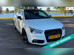 Audi A1 - 1.2 TFSI Attraction Pro Line NAVI PDC Airco