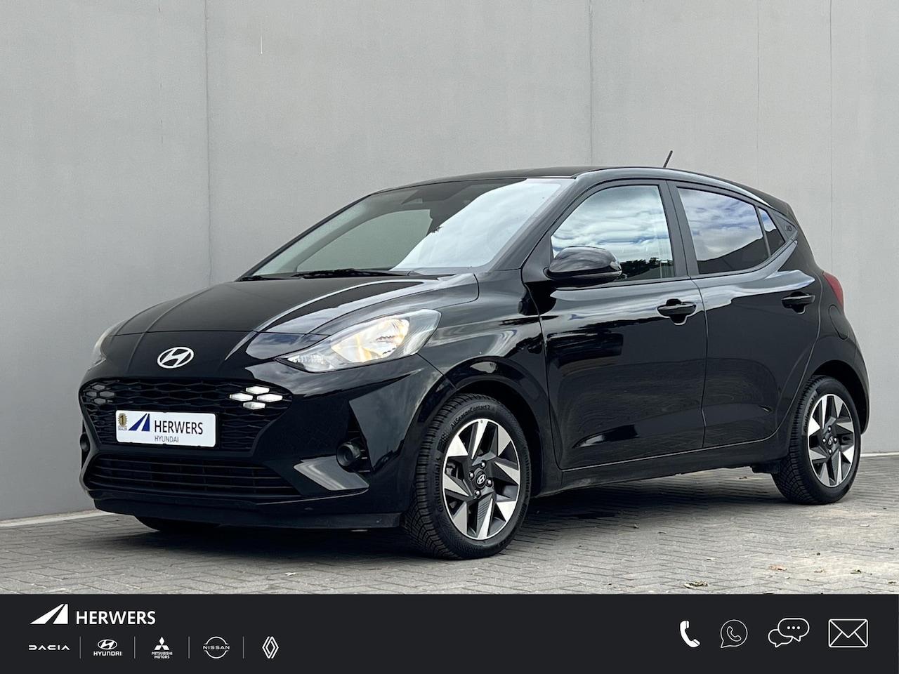 Hyundai i10 - 1.0 Comfort Smart 5-zits / Automaat / Stuur- en stoelverwarming / Camera / Airco / Navigat - AutoWereld.nl