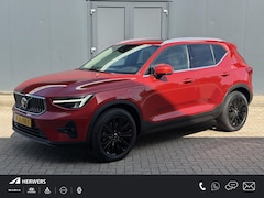 Volvo XC40 - 1.5 T4 Plug-in hybrid Ultimate Bright / Dealer onderhouden / All season banden / Glazen sc