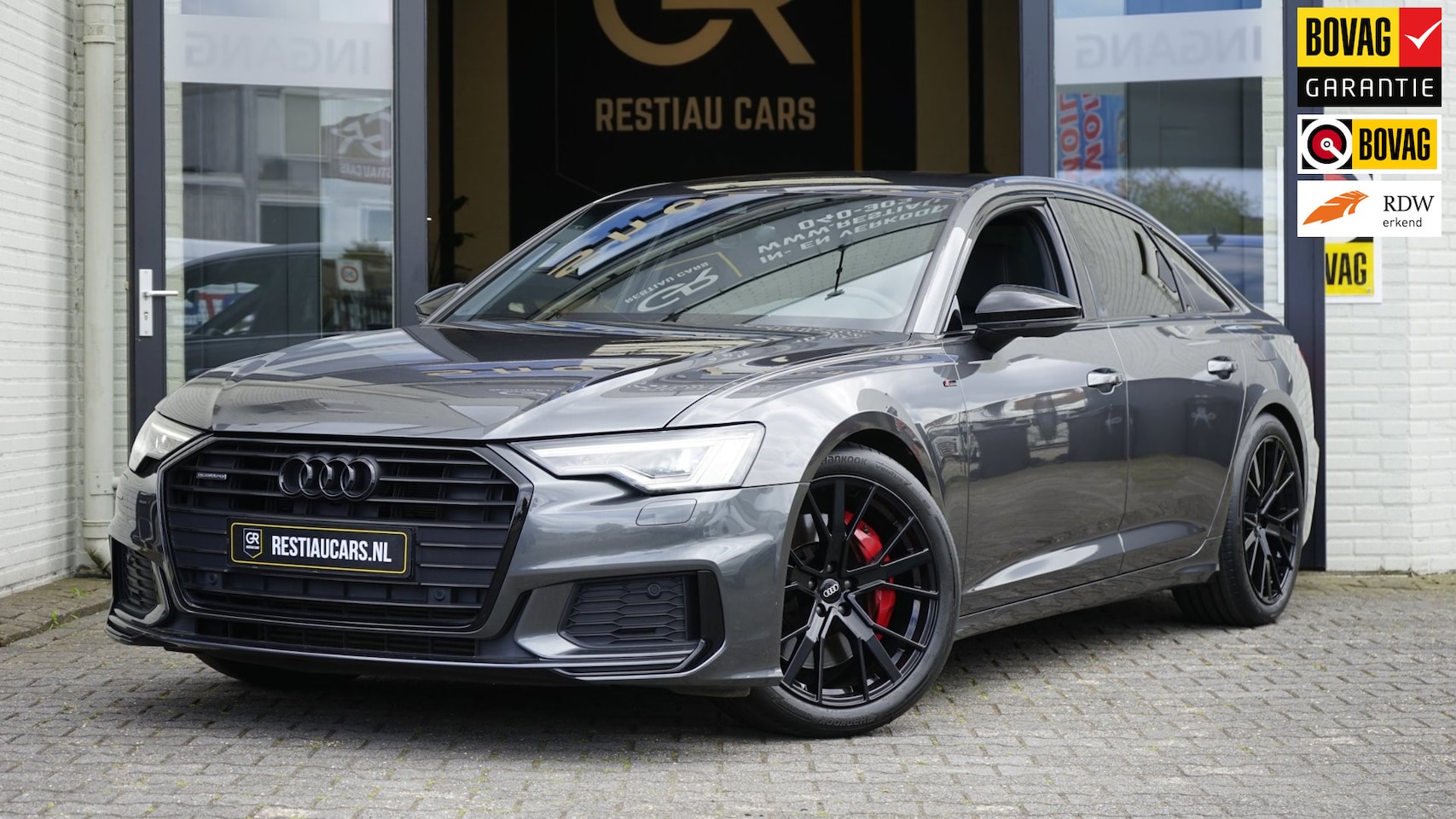 Audi A6 Limousine - 55 TFSIe Quattro Competition 367PK-3x S-Line BLACK OPTIK-AMBIANCE-CAMERA-KEYLESS-MATRIX-ME - AutoWereld.nl