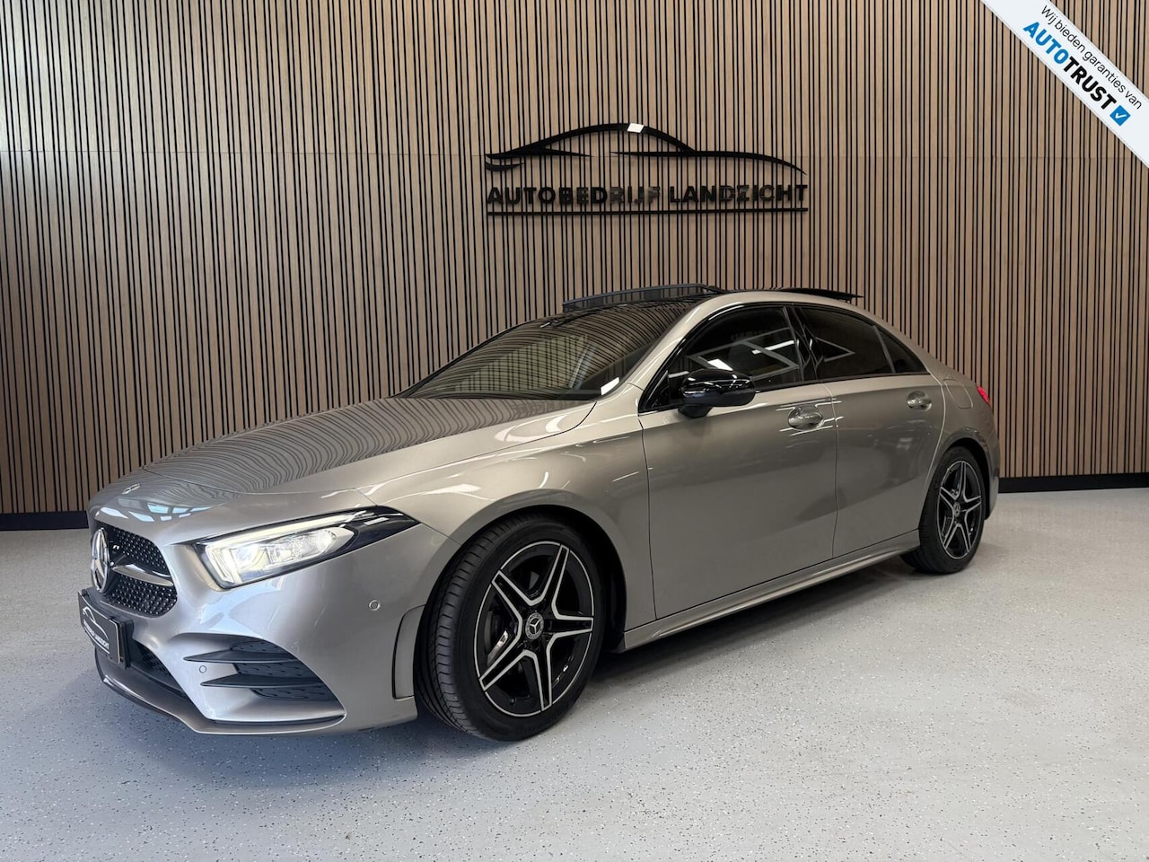 Mercedes-Benz A-klasse - 180 Premium Plus 180 Premium Plus - AutoWereld.nl