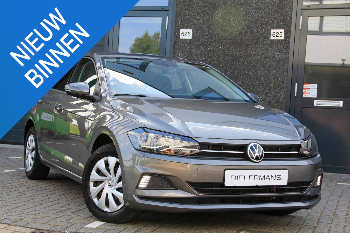 Volkswagen Polo - 1.0 TSI Comfortline Business | DSG | Apple Carplay | Stoelverwarming | Reflex Zilver | 1e - AutoWereld.nl