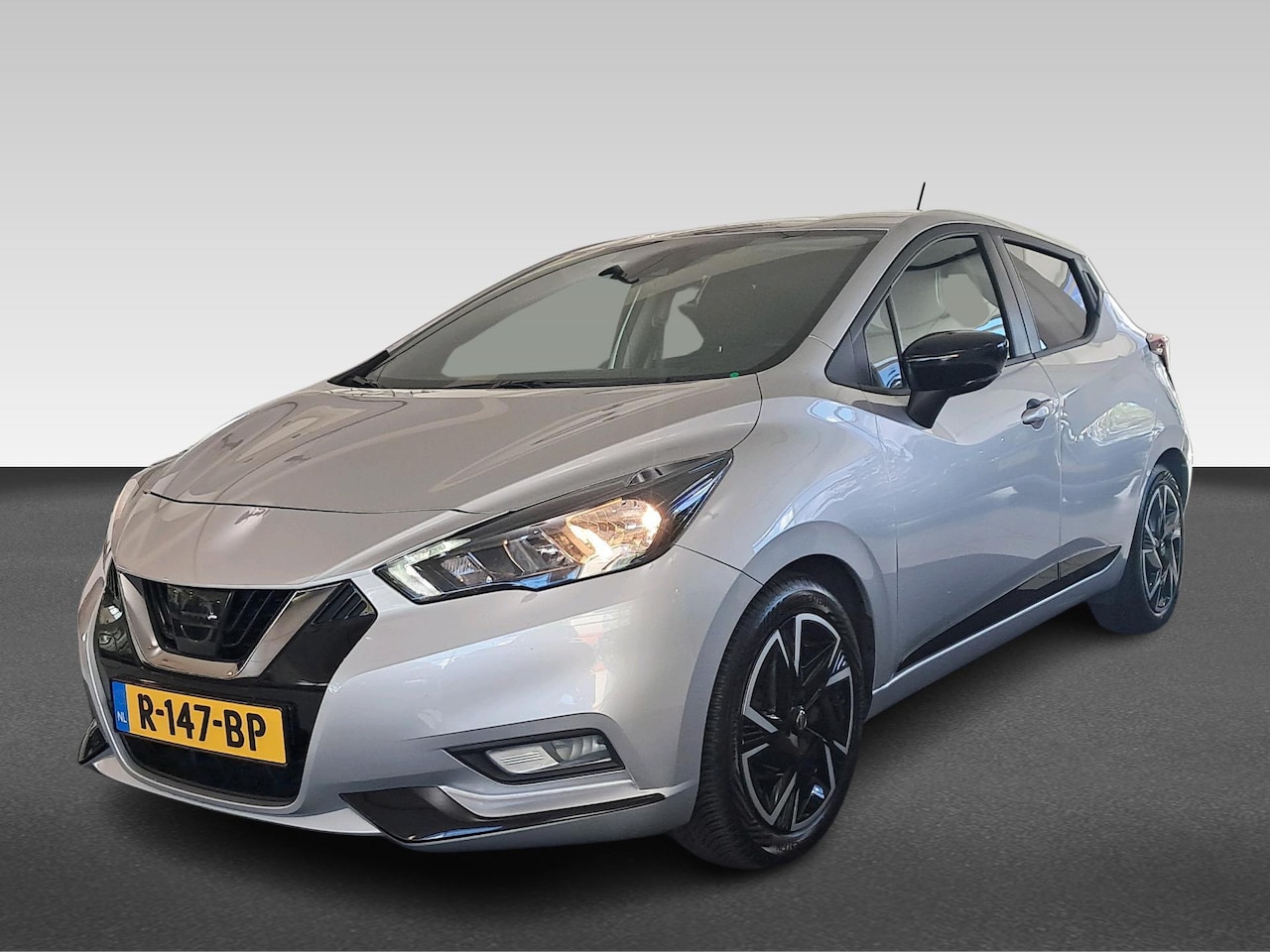 Nissan Micra - 1.0 IG-T 92pk N-Design | PDC | Full Map Navi | Cruise Control | Bluetooth - AutoWereld.nl
