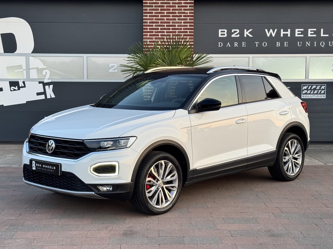 Volkswagen T-Roc - 1.5 TSI Sport | Beats | LED | ACC | Virtual | Carplay | Camera | Nwe banden | Stoelverw | - AutoWereld.nl