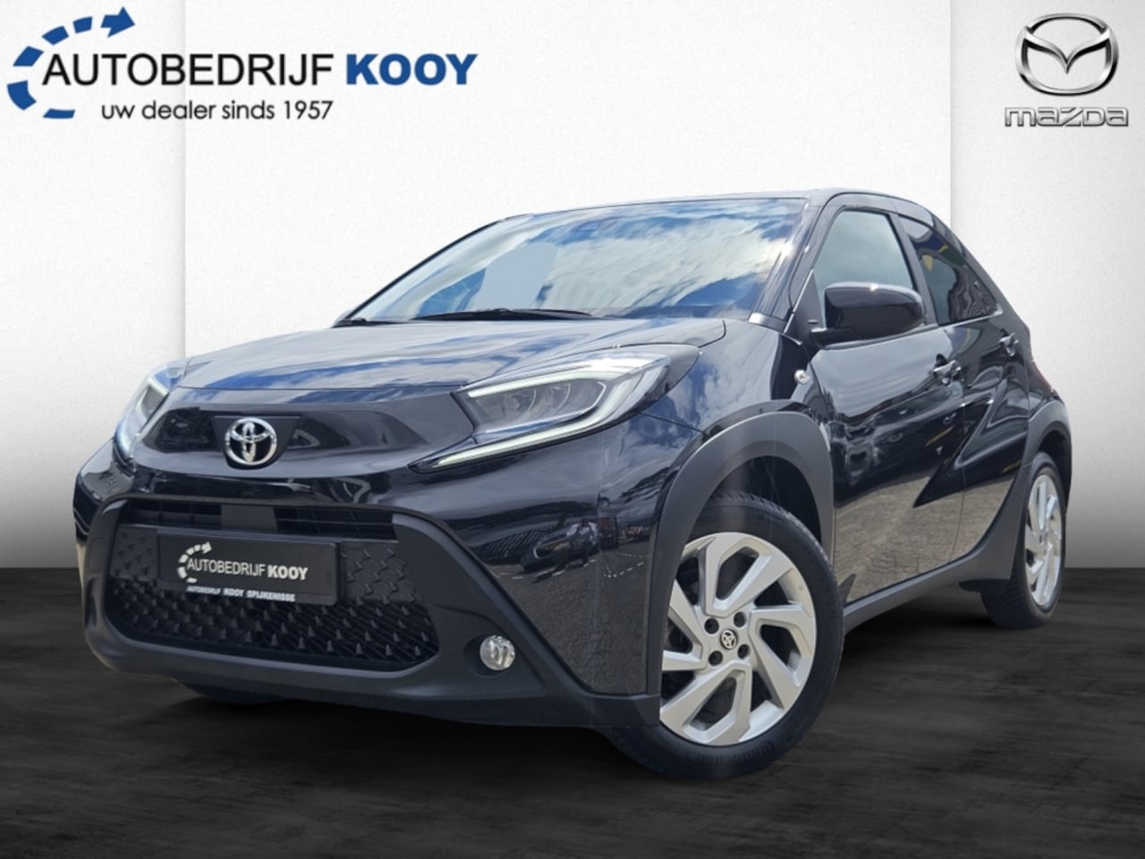 Toyota Aygo X - 1.0 VVT-i MT First Limited / Stoelverwarming / Climate Control / LED - AutoWereld.nl