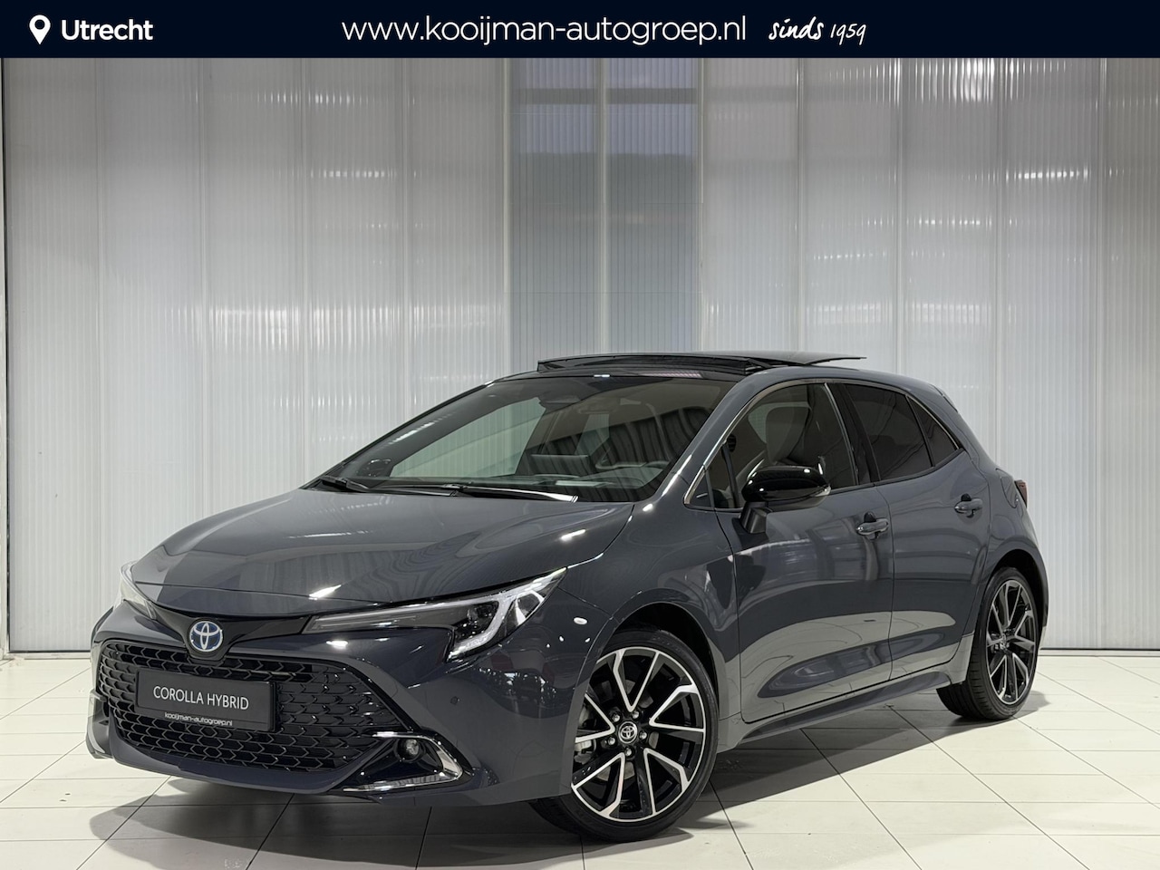 Toyota Corolla - Hybrid 180 Executive | VOORRAAD | €4.100 VOORDEEL | PANORAMA-DAK | PDC V+A | BSM | ACC | S - AutoWereld.nl