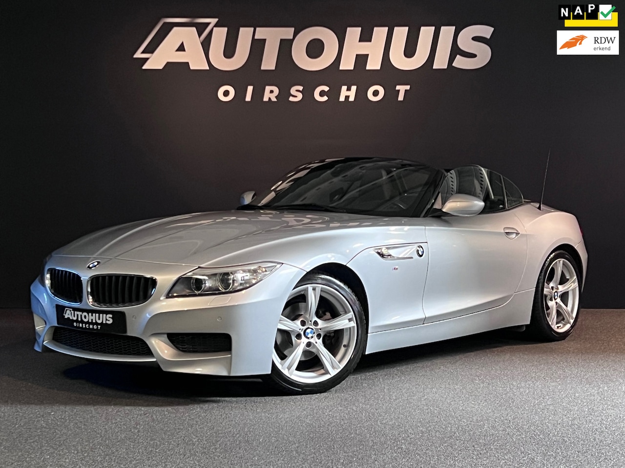 BMW Z4 Roadster - SDrive18i Limited Series M Edition Hardtop/ Stoelverwarming/ Cruise Control/ Leder/ Navi/ - AutoWereld.nl