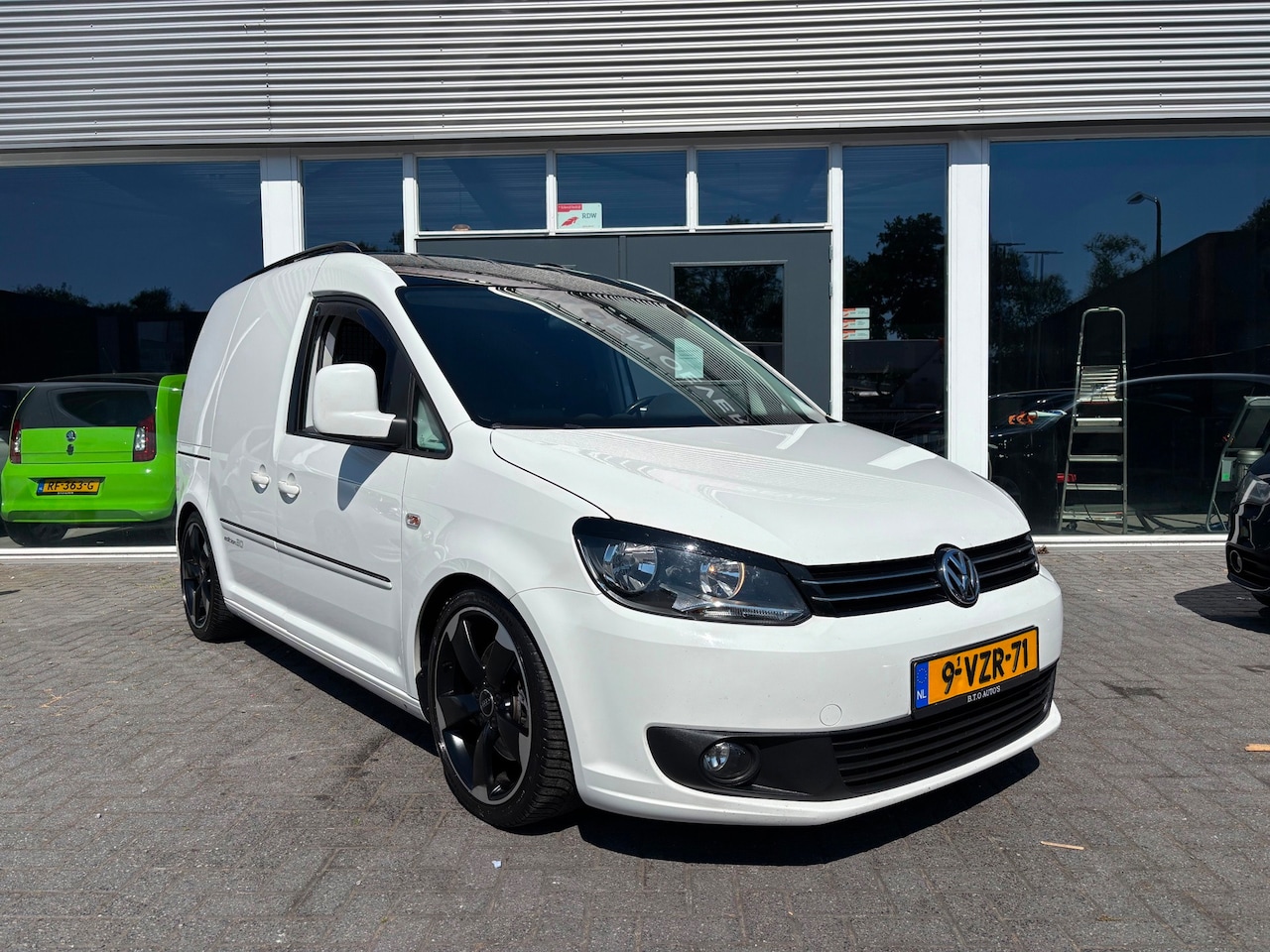 Volkswagen Caddy - 2.0 TDI 30 Edition/Dsg/Marge/18" Velgen/205PK/Top Onderhouden!!! - AutoWereld.nl
