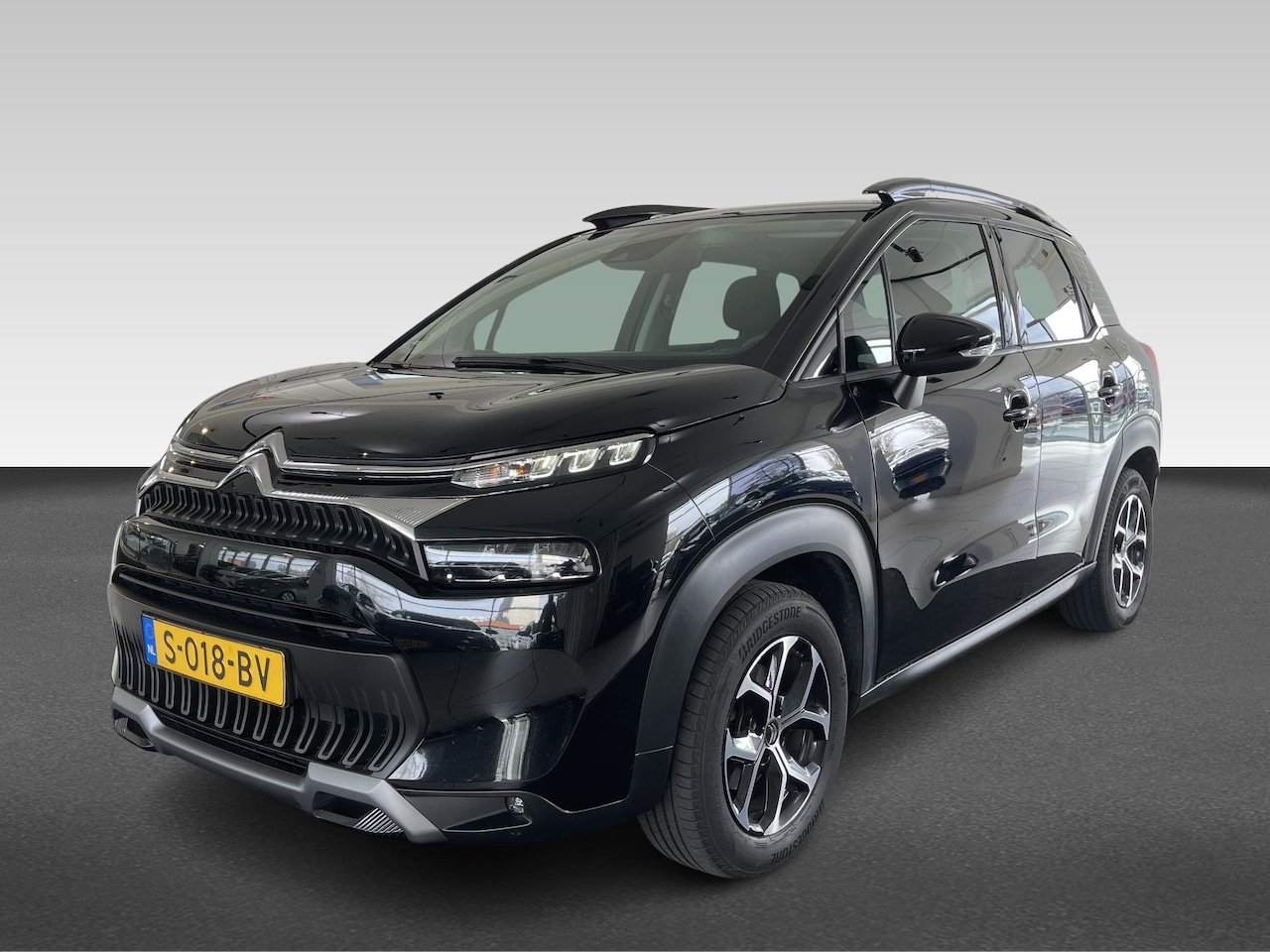 Citroën C3 Aircross - 1.2 PureTech Shine 1.2 PureTech 110pk Shine - AutoWereld.nl