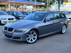 BMW 3-serie Touring - 318i Business Line|Ketting vervangen|Groot Navi|Leder|Climate control|Cruise control|18 in