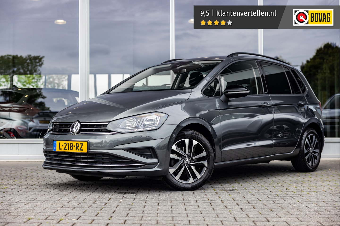 Volkswagen Golf Sportsvan - 1.0 TSI Highline | Trekhaak | Stoelverw. | Carplay - AutoWereld.nl