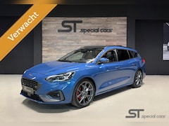 Ford Focus Wagon - 2.3 EcoBoost ST-3
