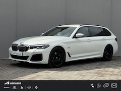 BMW 5-serie Touring - 530e High Executive M-SPORT INDIVIDUAL / Dealer Onderhouden / Harman Kardon / 1.700 kg Tre