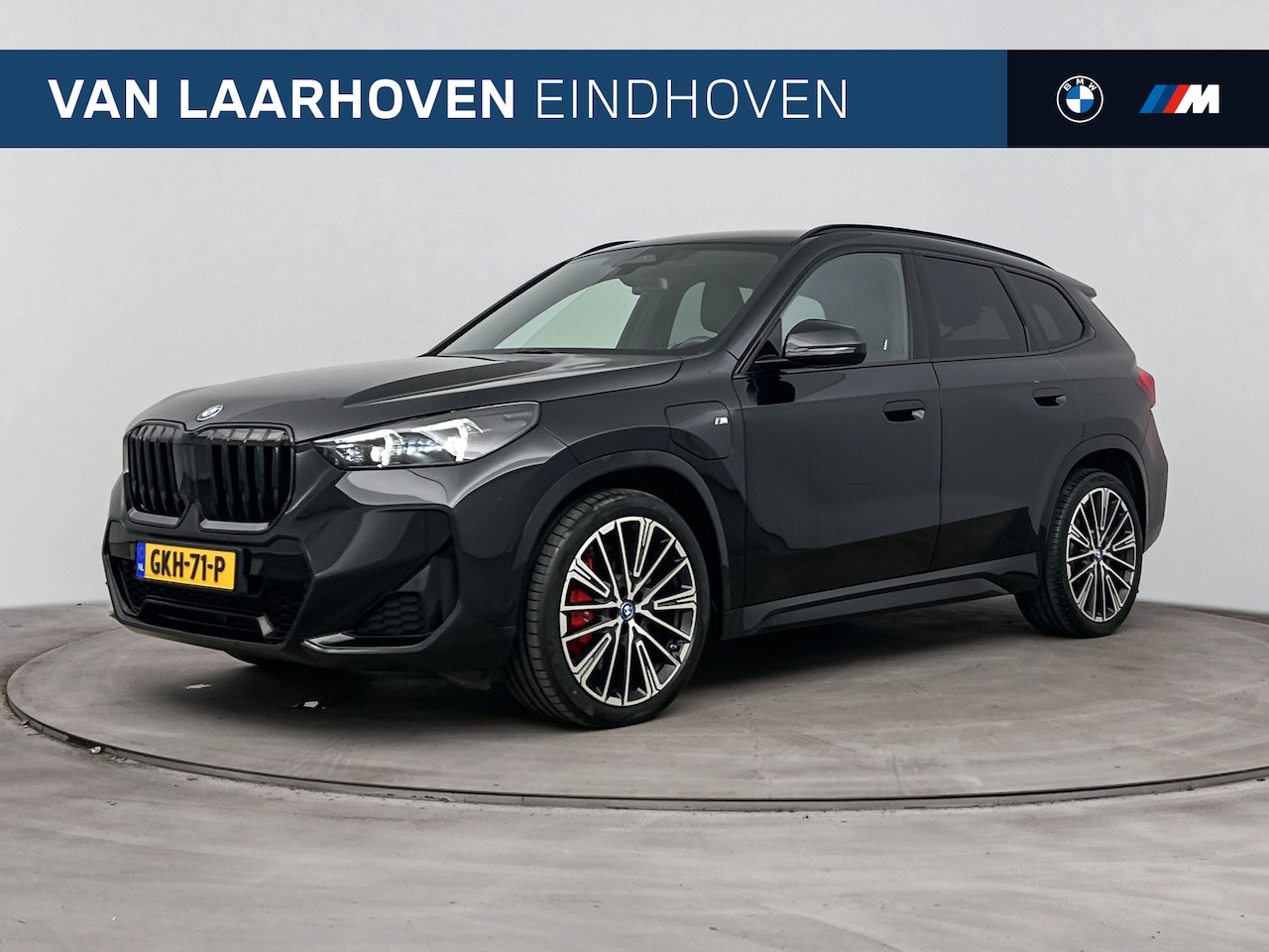 BMW X1 - xDrive30e M Sport Automaat / Sportstoelen / Comfort Access / Achteruitrijcamera / Harman-K - AutoWereld.nl