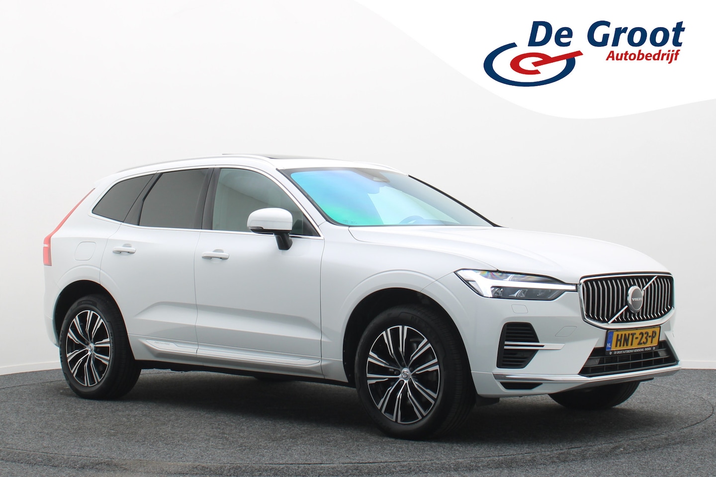 Volvo XC60 - 2.0 T6 Plug-in hybrid AWD Inscription - AutoWereld.nl