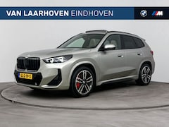 BMW X1 - sDrive20i M Sport Automaat / Panoramadak / Sportstoelen / Comfort Access / Adaptieve LED /