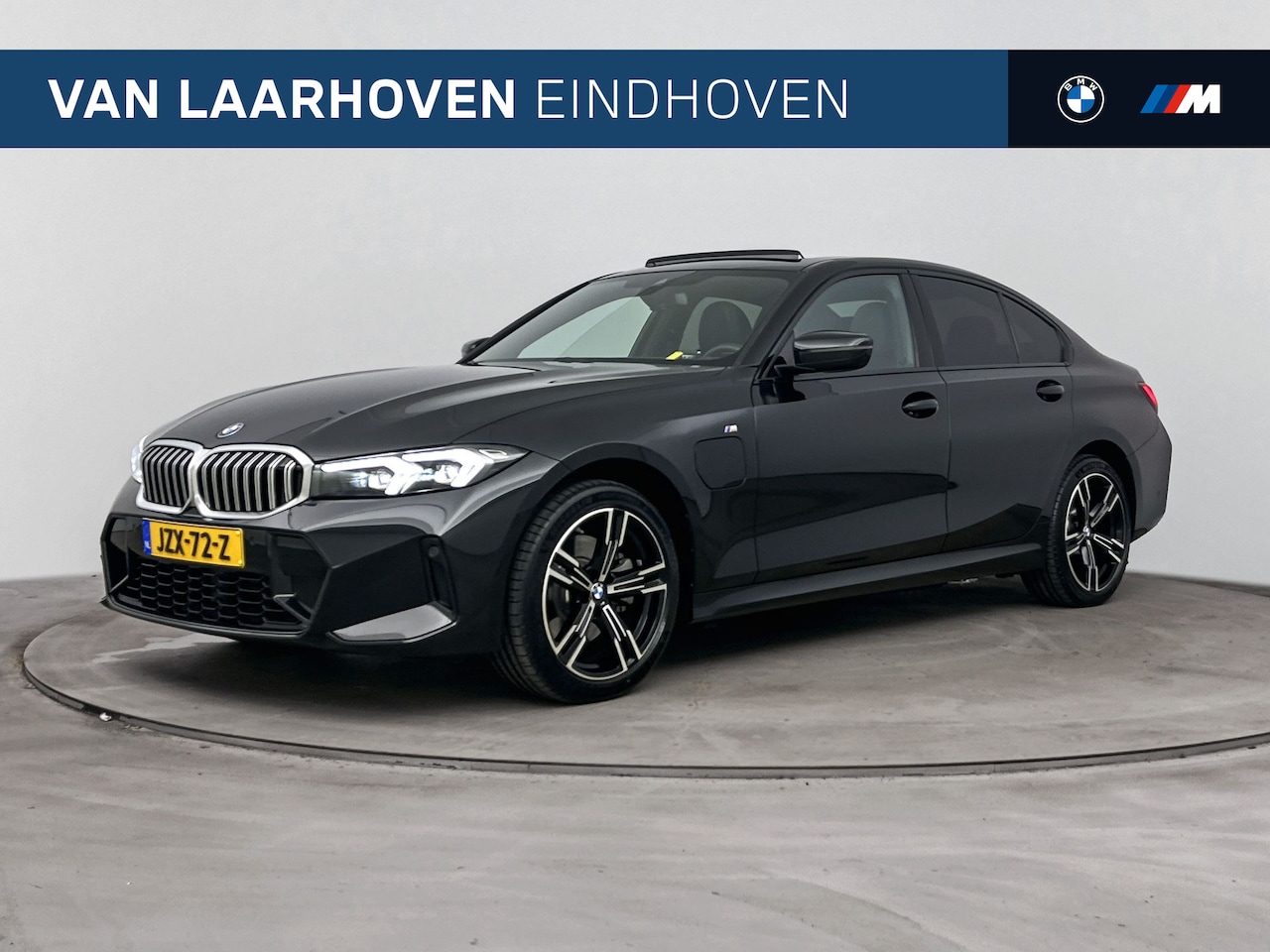 BMW 3-serie - 330e M Sport Automaat / Trekhaak / Schuif-Kanteldak / Sportstoelen / Achteruitrijcamera / - AutoWereld.nl