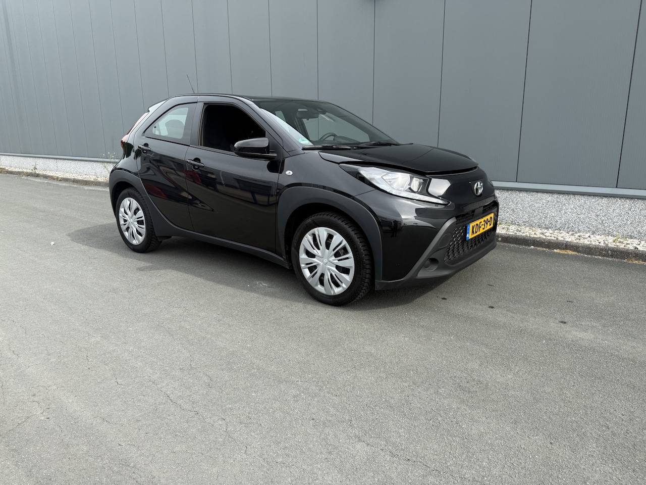 Toyota Aygo X - 1.0 VVT-i MT Apple carplay/Android auto | Stoelverwarming | Camera - AutoWereld.nl