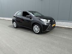 Toyota Aygo X - 1.0 VVT-i MT Apple carplay/Android auto | Stoelverwarming | Camera