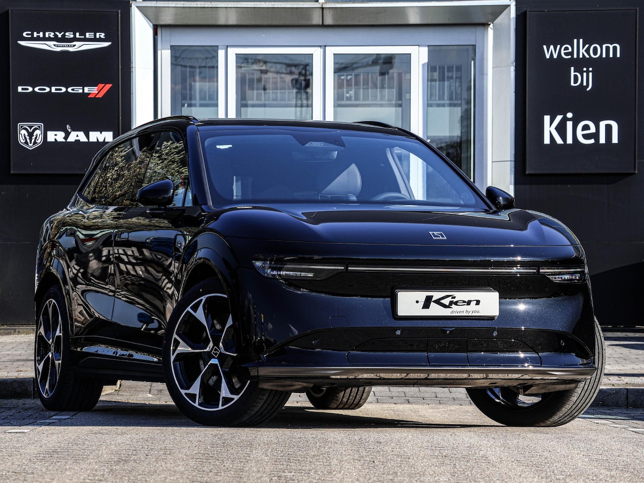 ZEEKR 7X - Privilege 100 kWh 534 km actieradius | Luchtvering | 480KW laden | Stoelmassage | Pano-dak - AutoWereld.nl