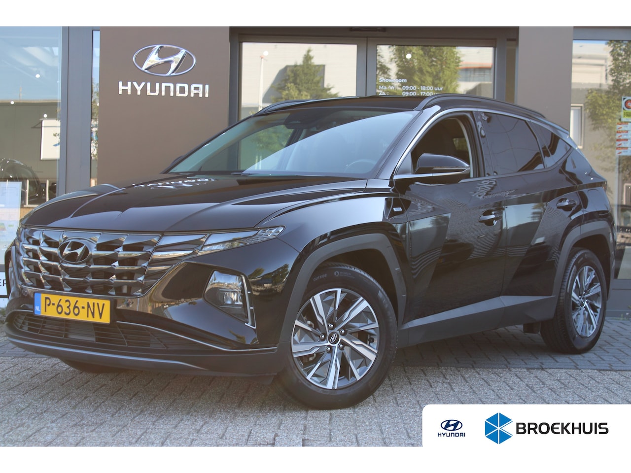 Hyundai Tucson - 1.6 T-GDI MHEV Comfort | Trekhaak | Navigatiesysteem full map | Trekhaak | Voorstoelen ver - AutoWereld.nl