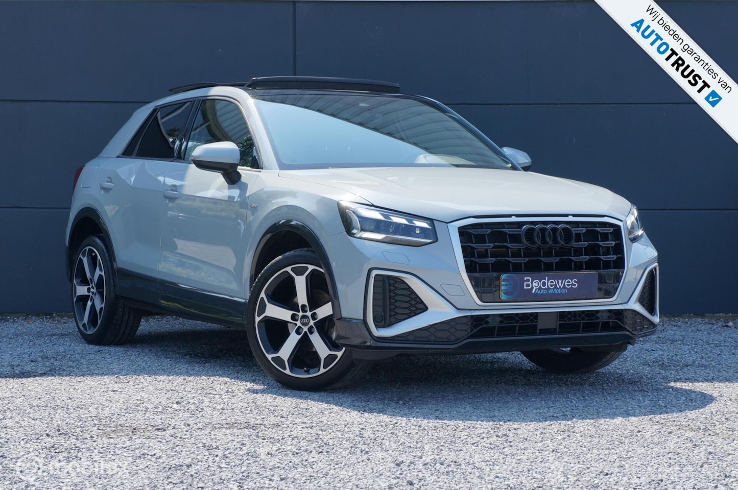 Audi Q2 - 35 TFSI S Tronic S Edition SLine Pano Matrix Cam PDC - AutoWereld.nl
