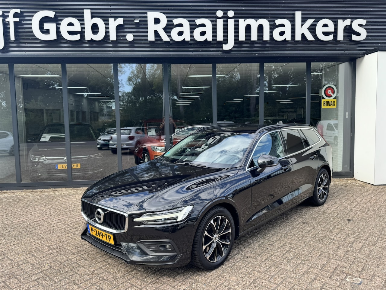 Volvo V60 - 2.0 B3 Momentum*LED*ACC*Leder*EXPORT/EX.BPM* - AutoWereld.nl