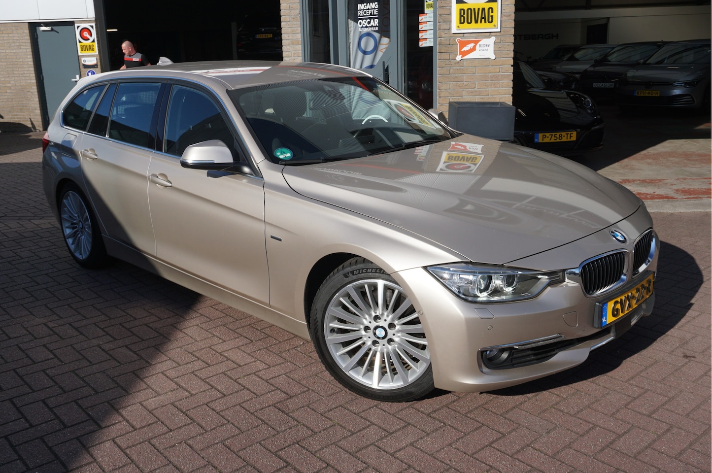 BMW 3-serie Touring - 328I Luxury Line Automaat - AutoWereld.nl