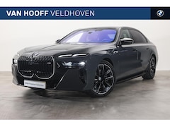 BMW 7-serie - M760e xDrive Automaat / Trekhaak / Multifunctionele Stoelen / Parking Assistant Profession