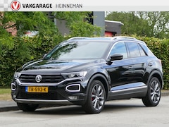Volkswagen T-Roc - 1.5 TSI Sport | navigatie | stoelverwarming | afneembare trekhaak