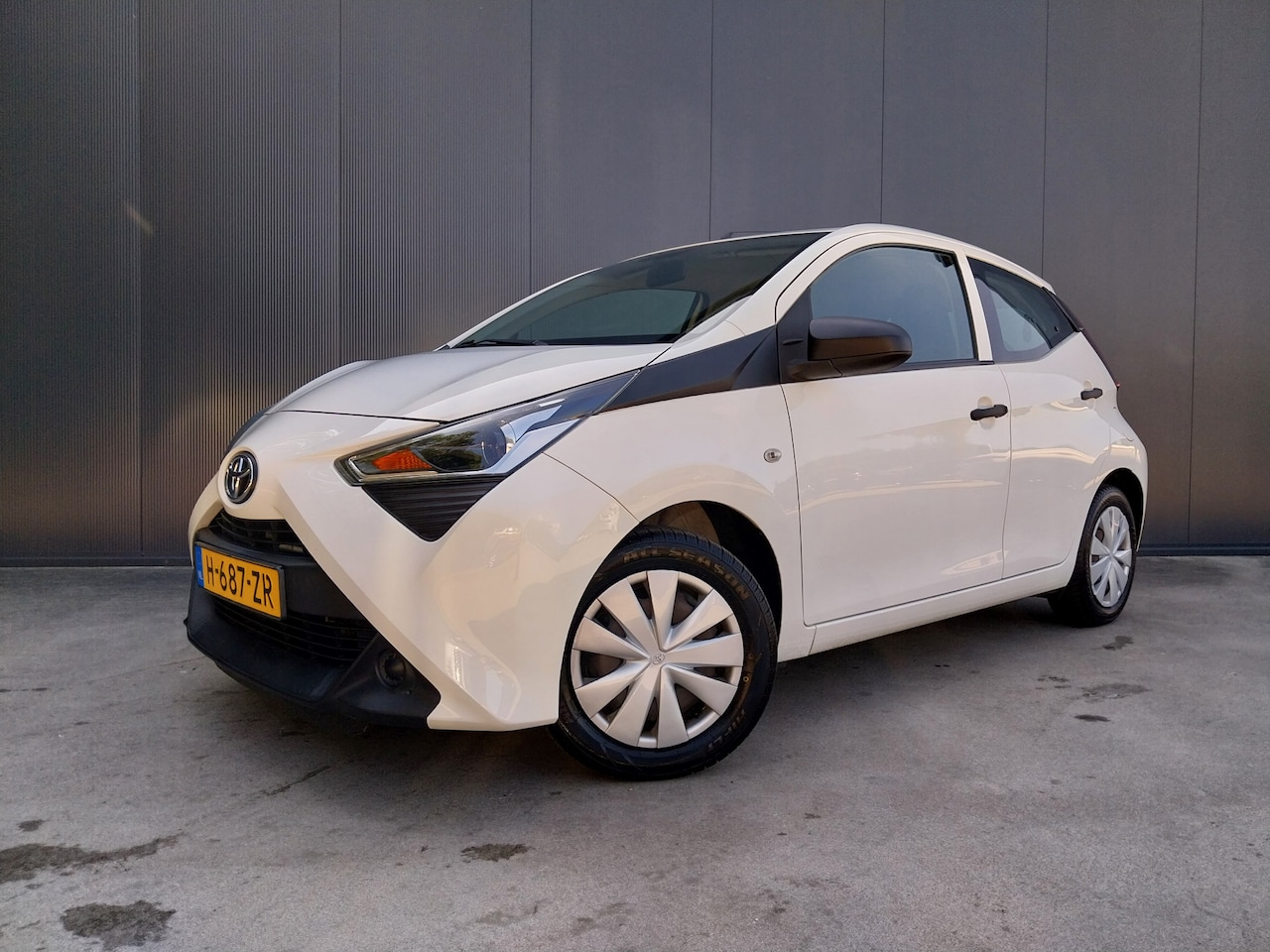 Toyota Aygo - 1.0 VVT-i x 1e EIGENAAR AIRCO 5 DEURS NL AUTO - AutoWereld.nl