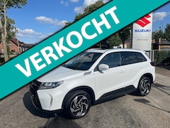 Suzuki Vitara - 1.4 Boosterjet Style Smart Hybrid // TREKHAAK // 1500 Kilo trekgewicht // PANO // Stootlij